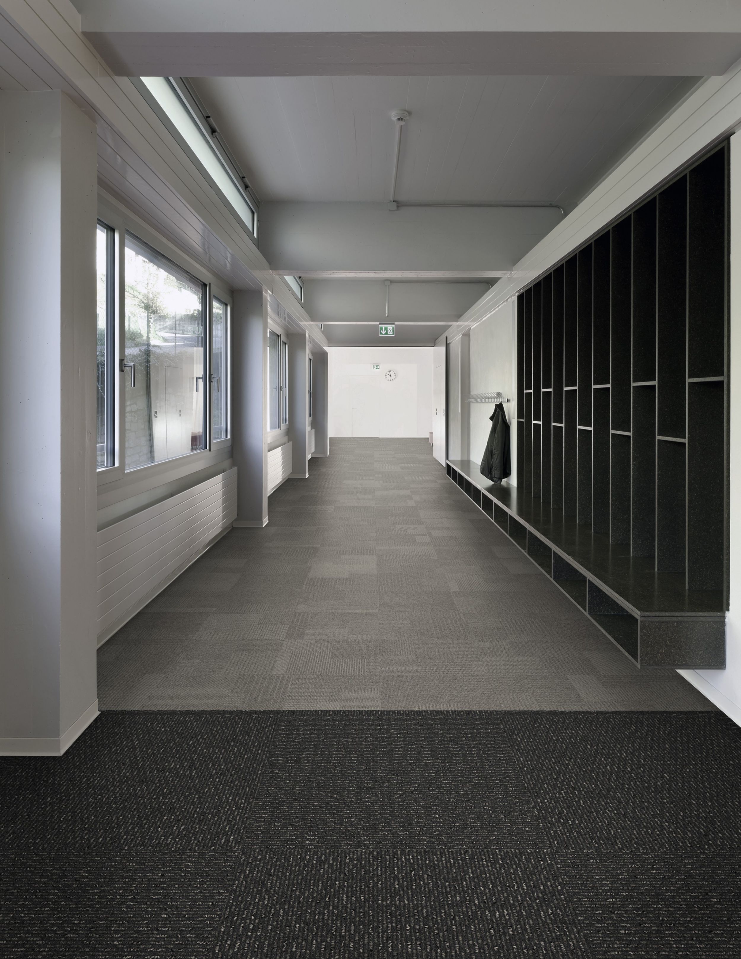 Interface SR799 and Come and Go carpet tile in corridor image number 5
